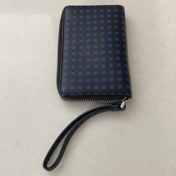 Marc Jacobs Leather Wristlet - Picture 3 of 6